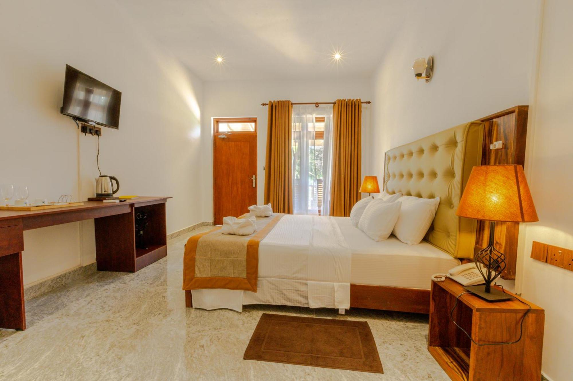 Elysia Sigiriya Hotel Dambulla Bagian luar foto