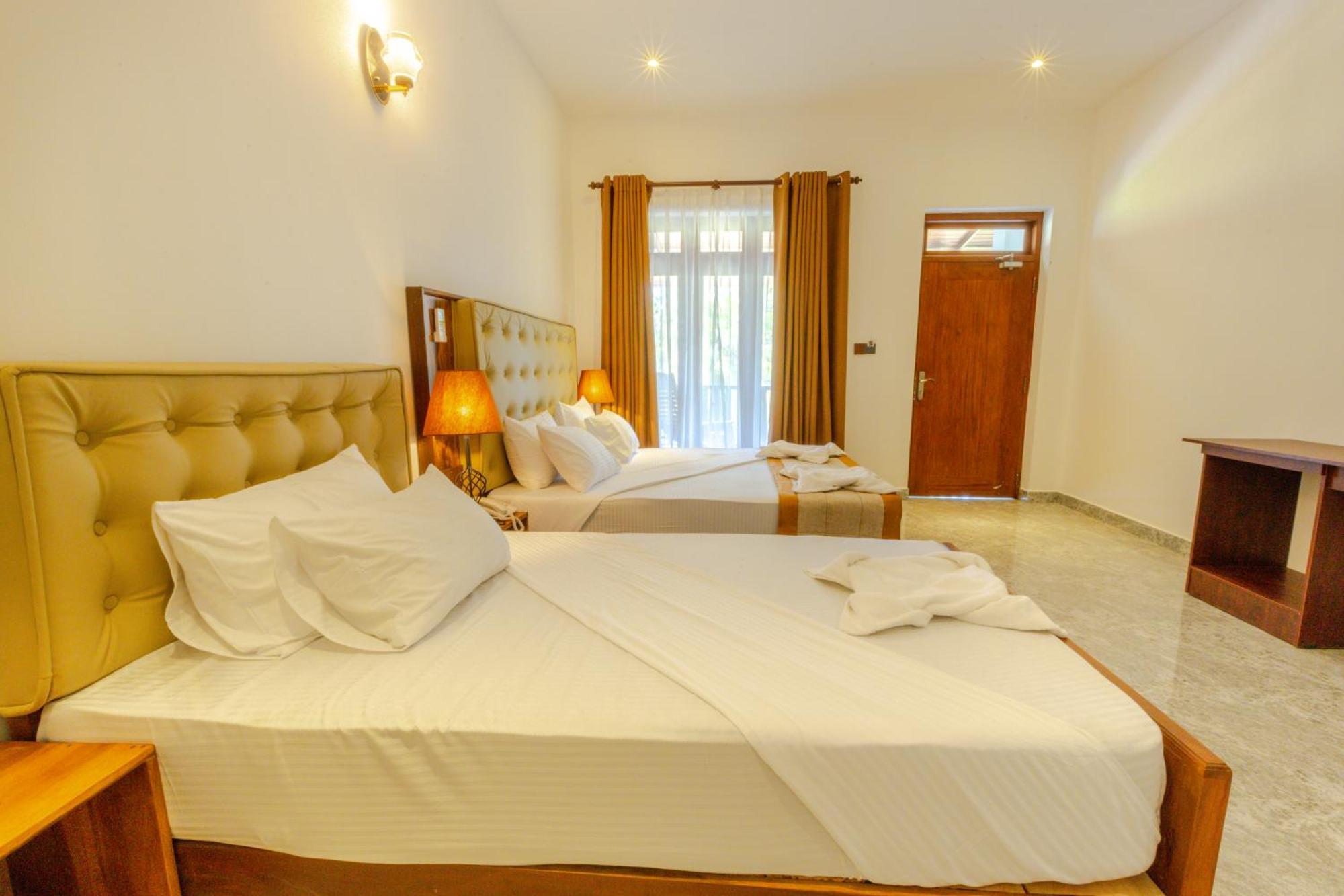 Elysia Sigiriya Hotel Dambulla Bagian luar foto