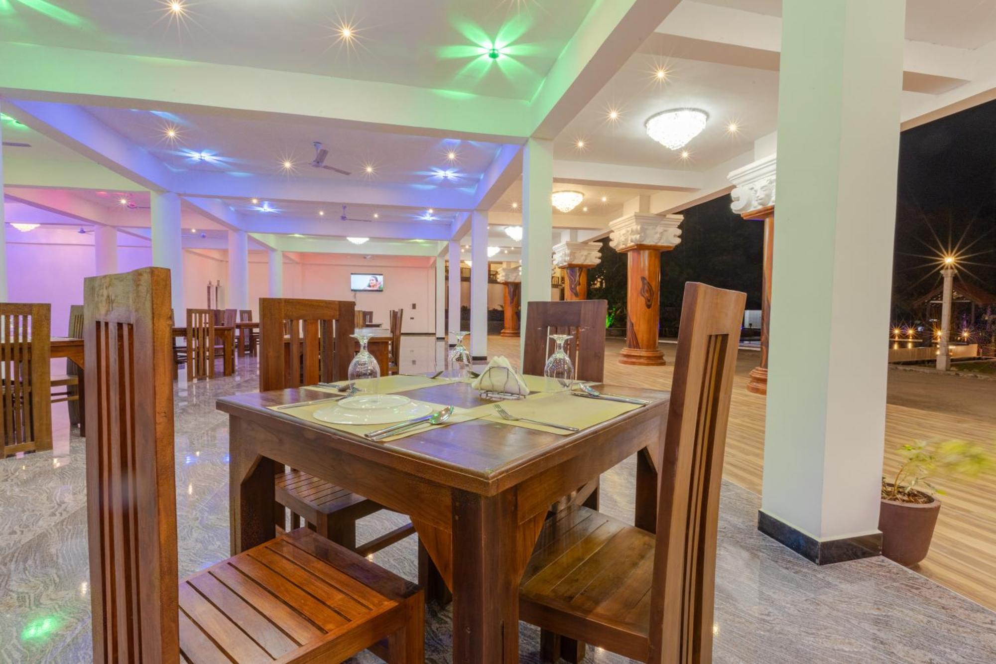 Elysia Sigiriya Hotel Dambulla Bagian luar foto